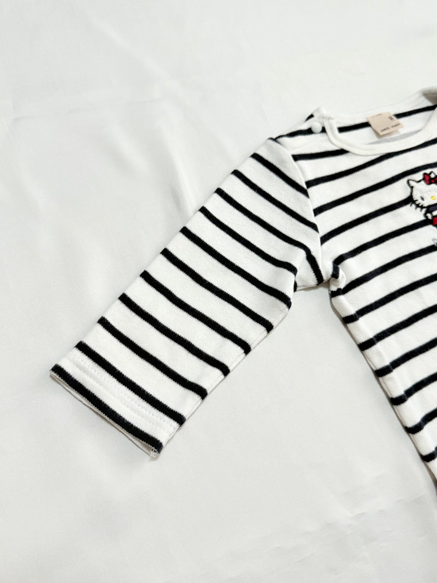 Hello Kitty Romper 12-18m