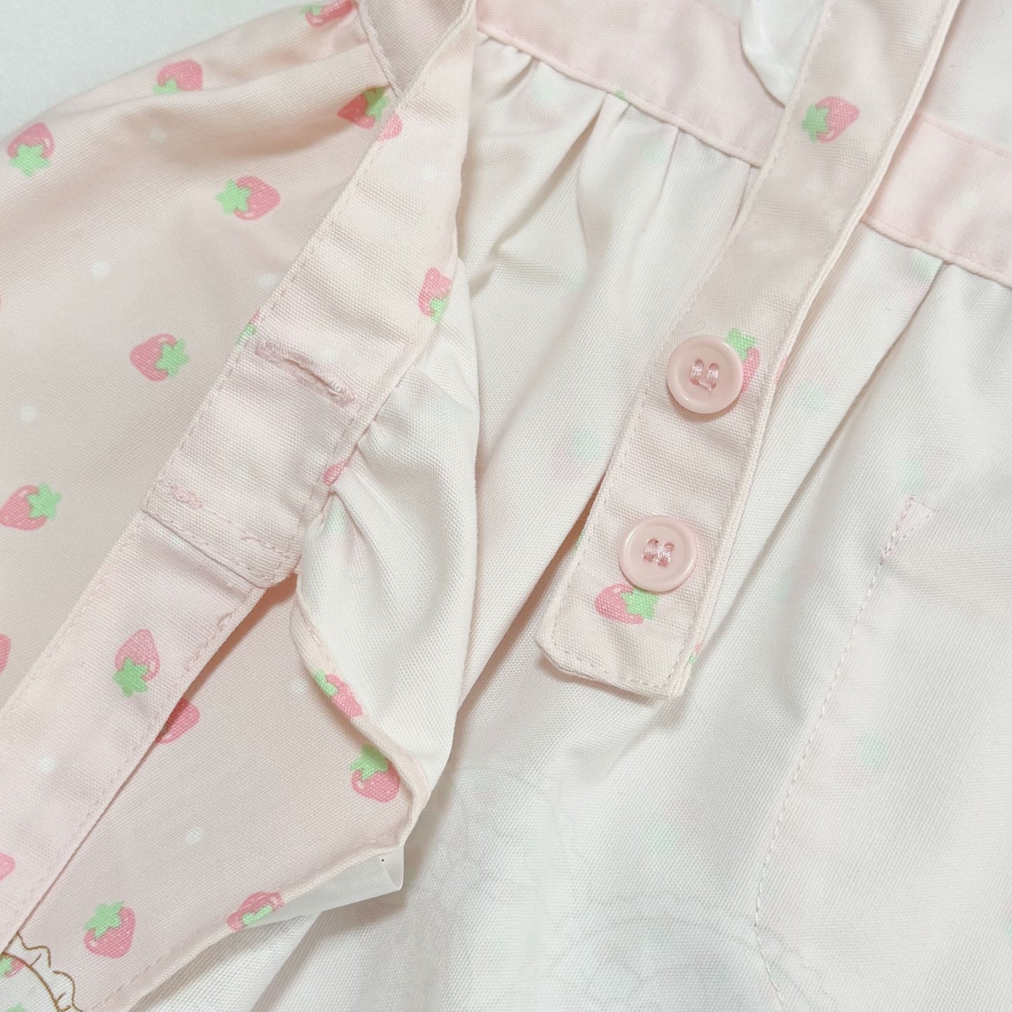 Strawberry Shortcake × Hello Kitty Apron 3-4T