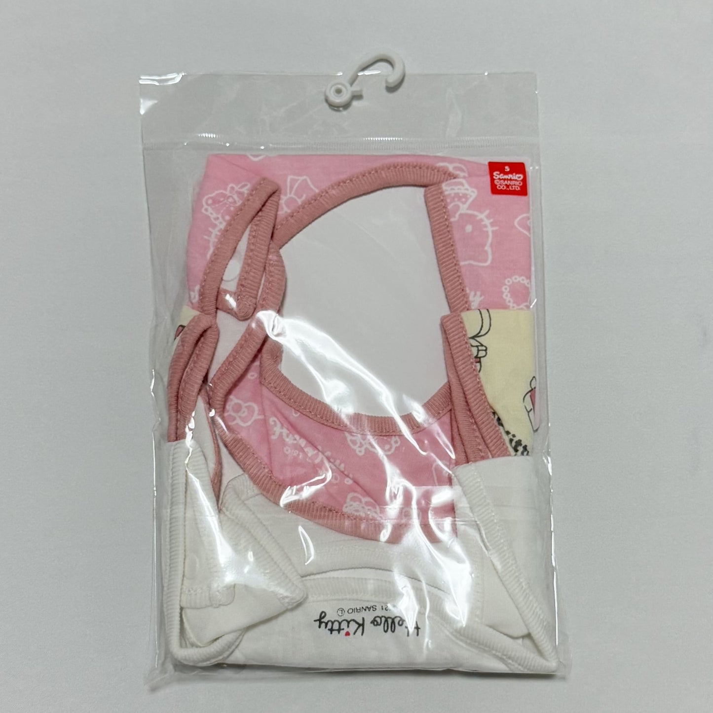 Hello Kitty Bibs (3-Piece Set) Sanrio