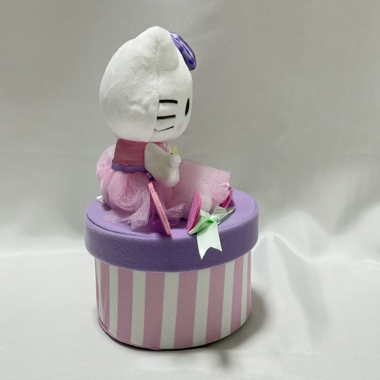 Hello Kitty Plush Toy With Box Sanrio