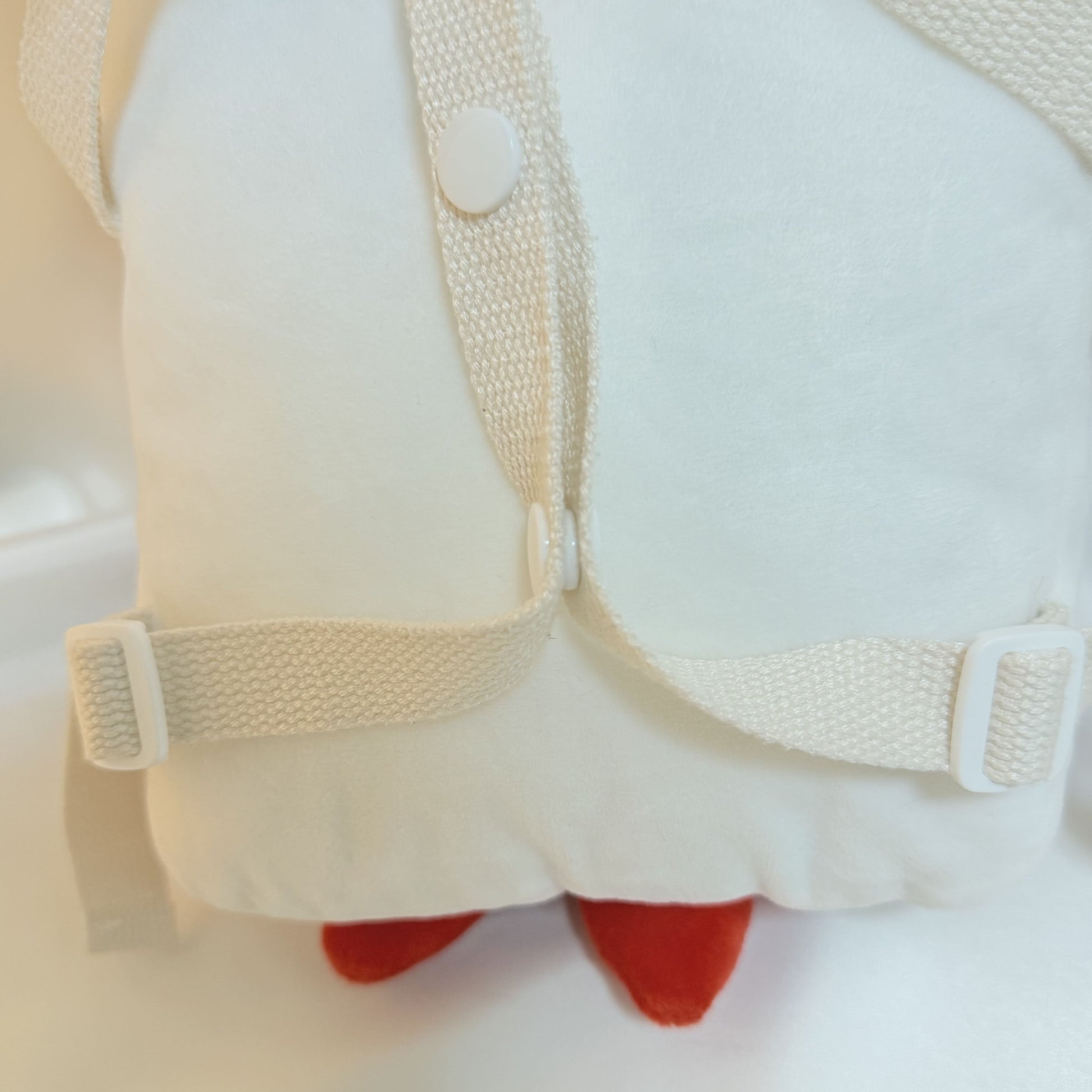 baby red shrimp head protector‘s shoulder straps