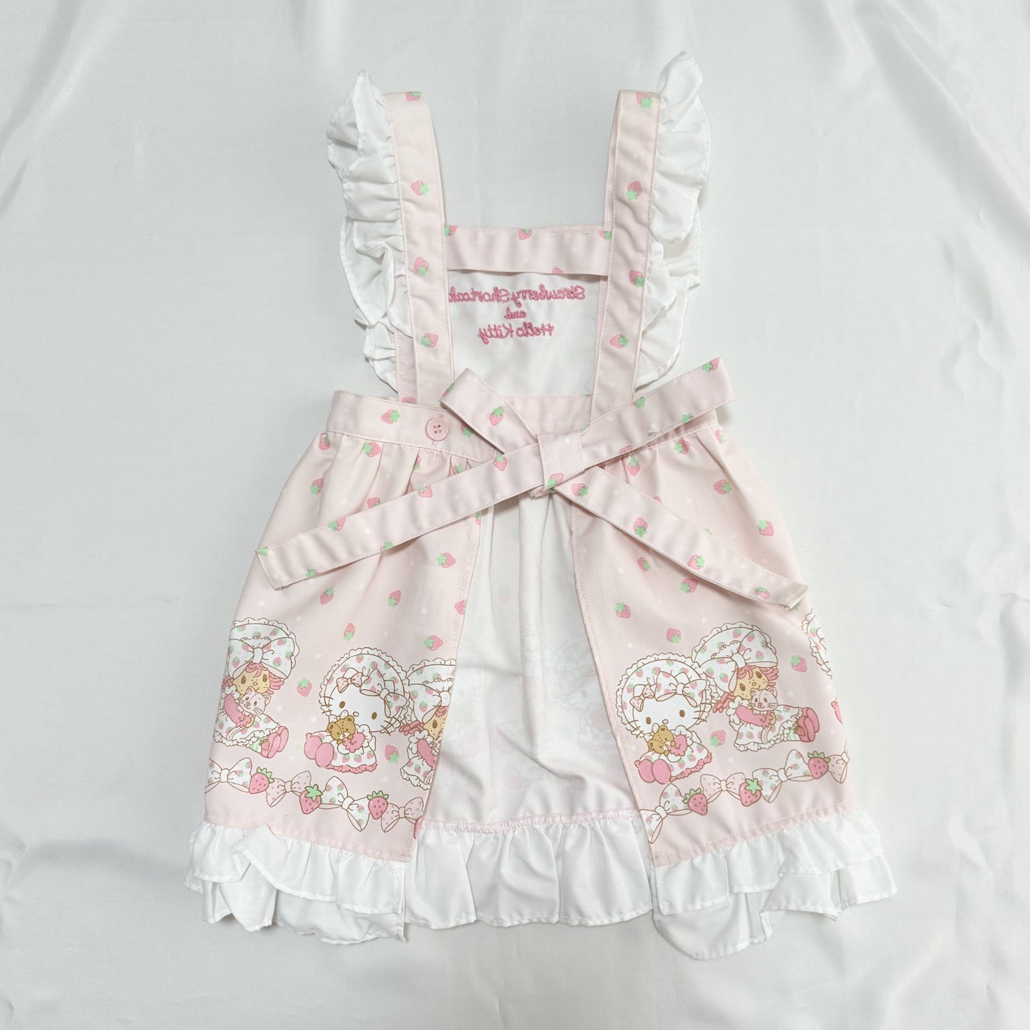 Strawberry Shortcake × Hello Kitty Apron 3-4T Sanrio (Used)