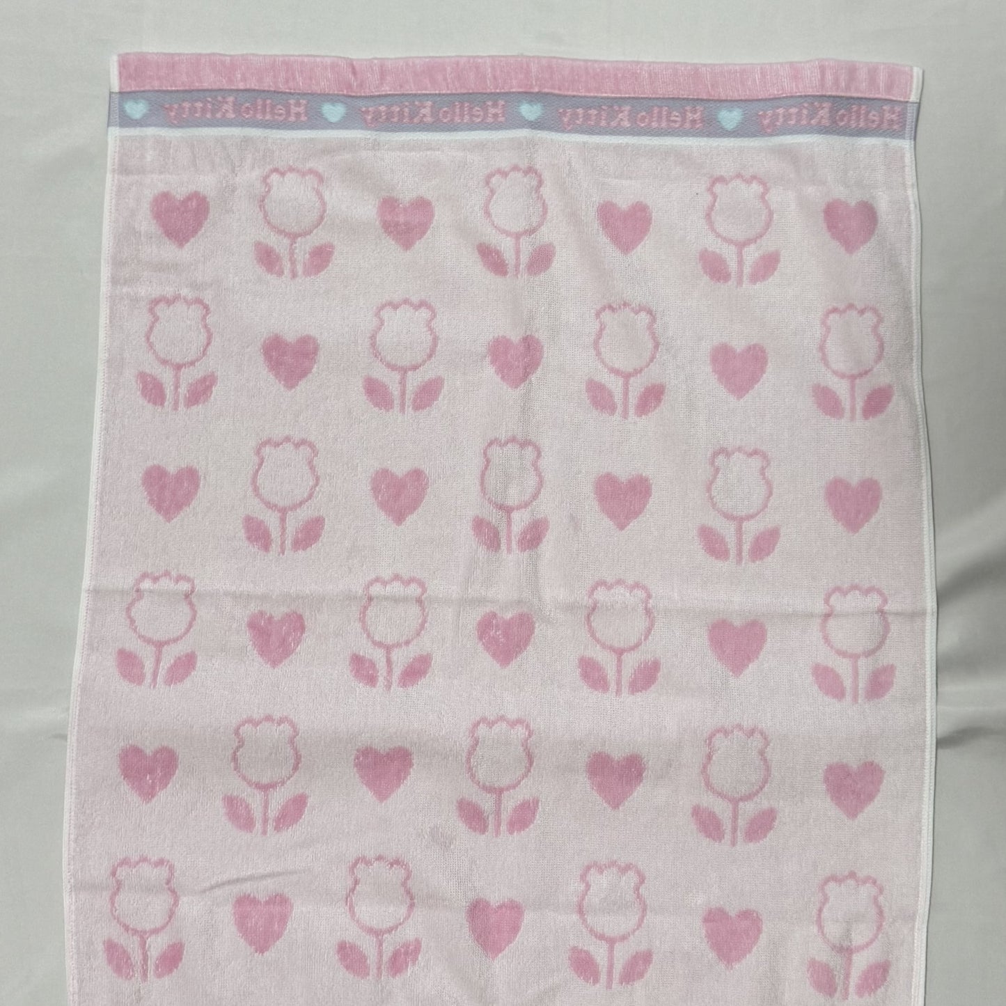 Hello Kitty Bath Towel 32.7 × 20.5 in