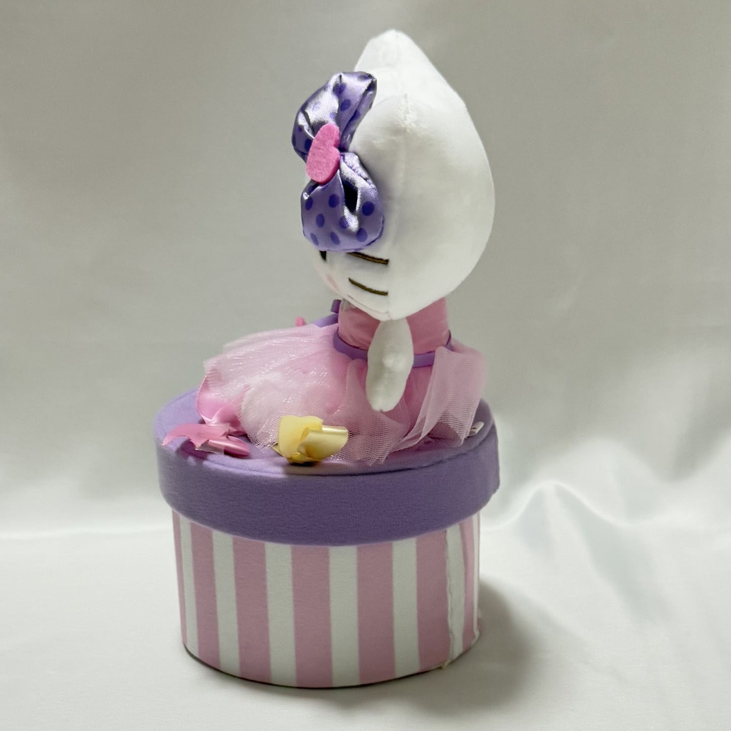 Hello Kitty Plush Toy With Box Sanrio