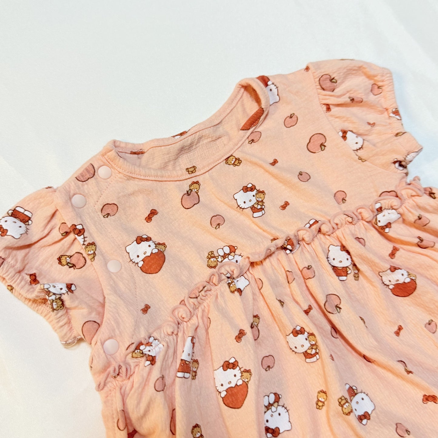 Hello Kitty Romper & Bib Set 0-3m Sanrio